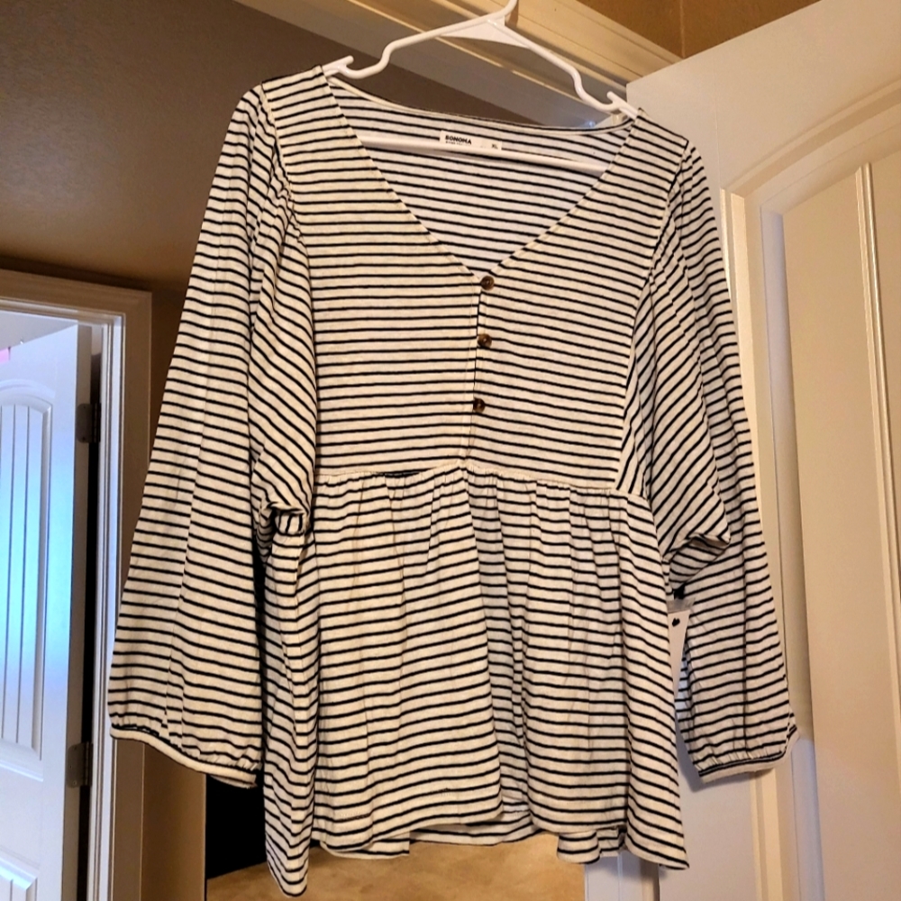 Black and white blouse